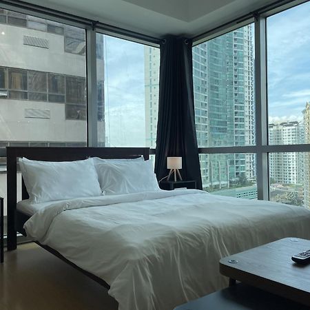Prime Avant Bgc Location Apartments By Ph Staycation مانيلا المظهر الخارجي الصورة