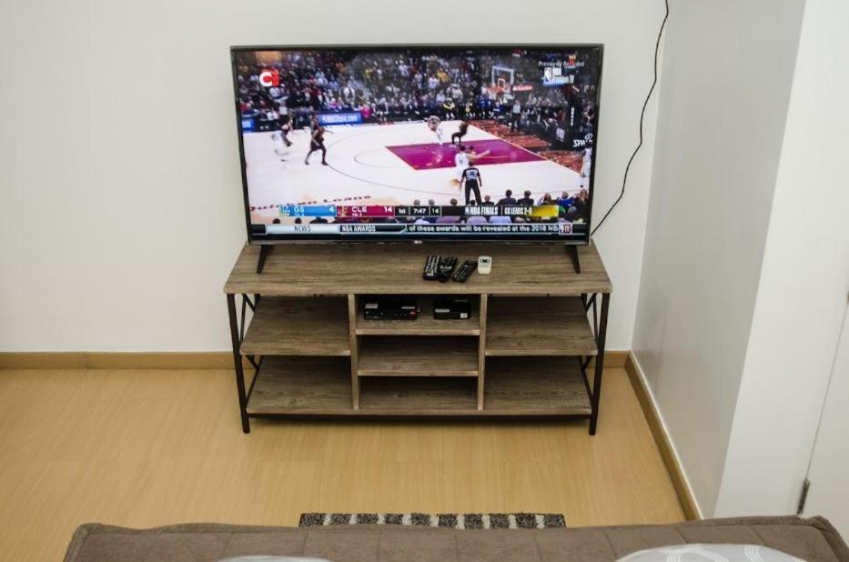 Prime Avant Bgc Location Apartments By Ph Staycation مانيلا المظهر الخارجي الصورة