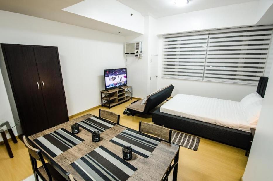 Prime Avant Bgc Location Apartments By Ph Staycation مانيلا المظهر الخارجي الصورة