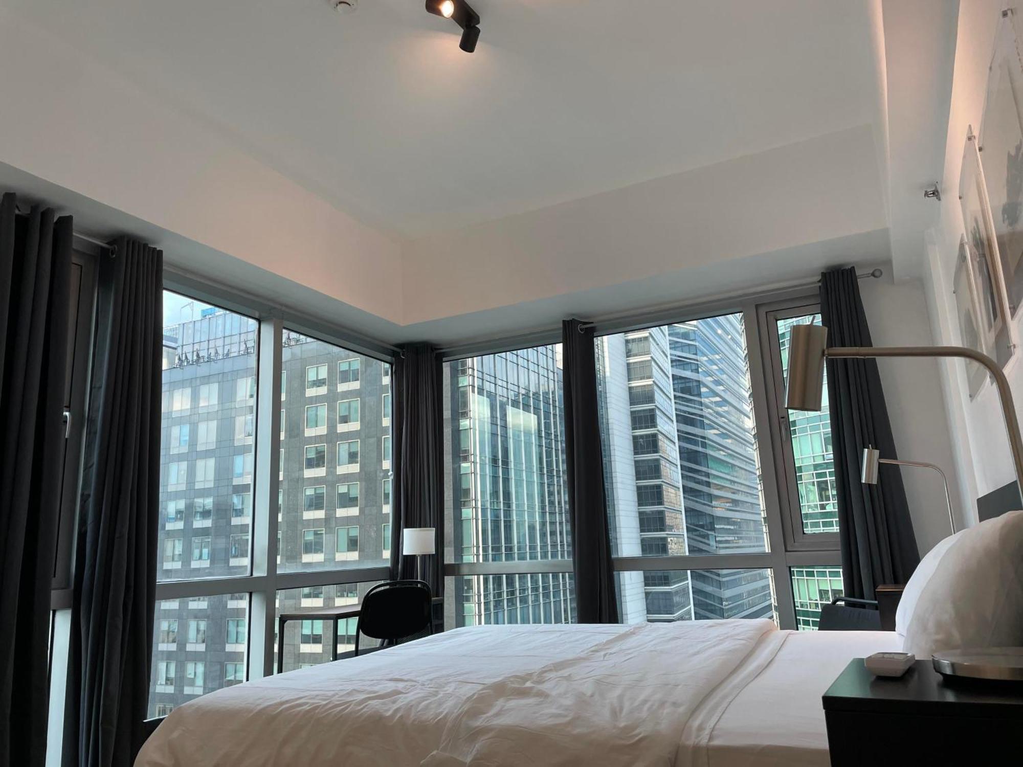 Prime Avant Bgc Location Apartments By Ph Staycation مانيلا المظهر الخارجي الصورة