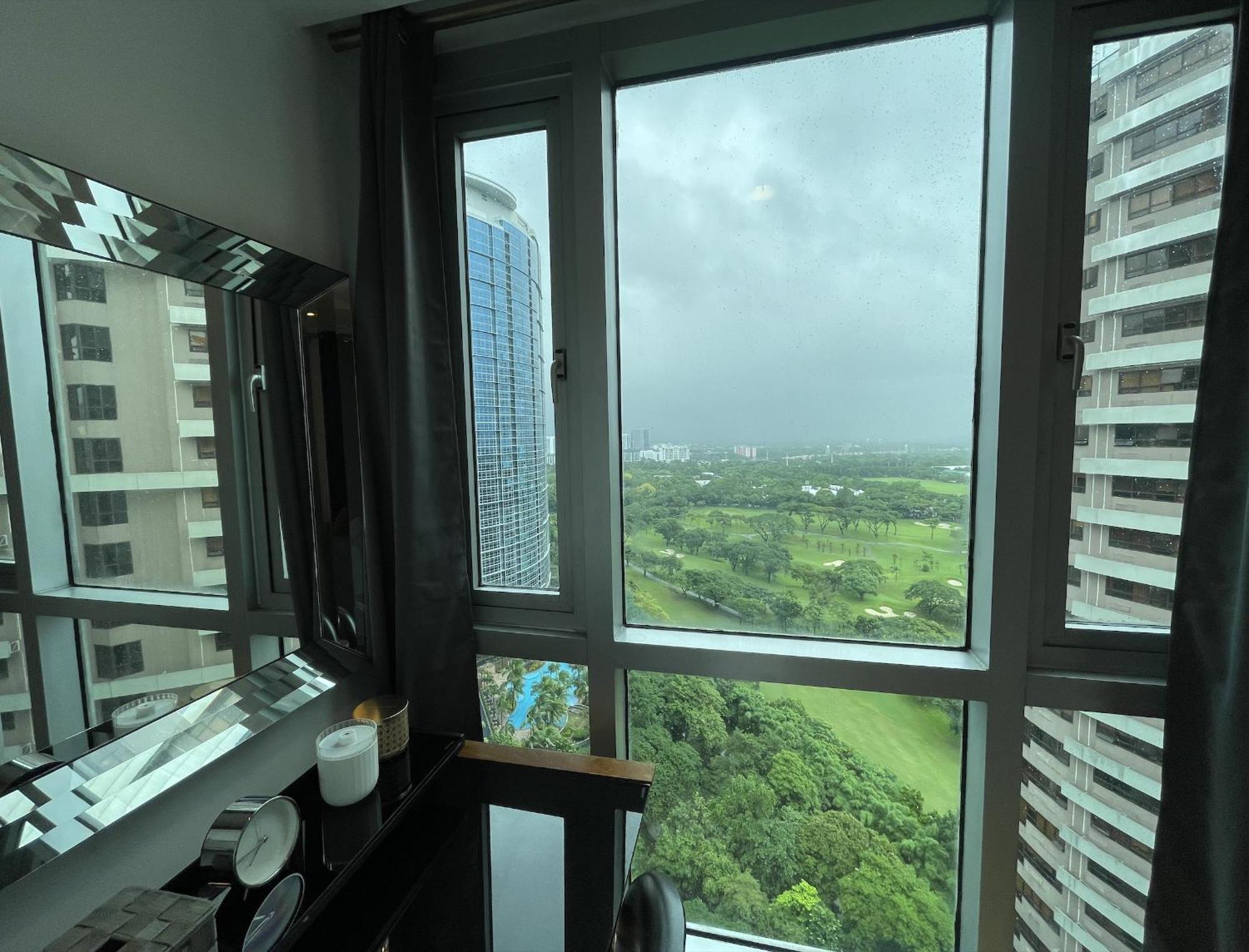 Prime Avant Bgc Location Apartments By Ph Staycation مانيلا المظهر الخارجي الصورة