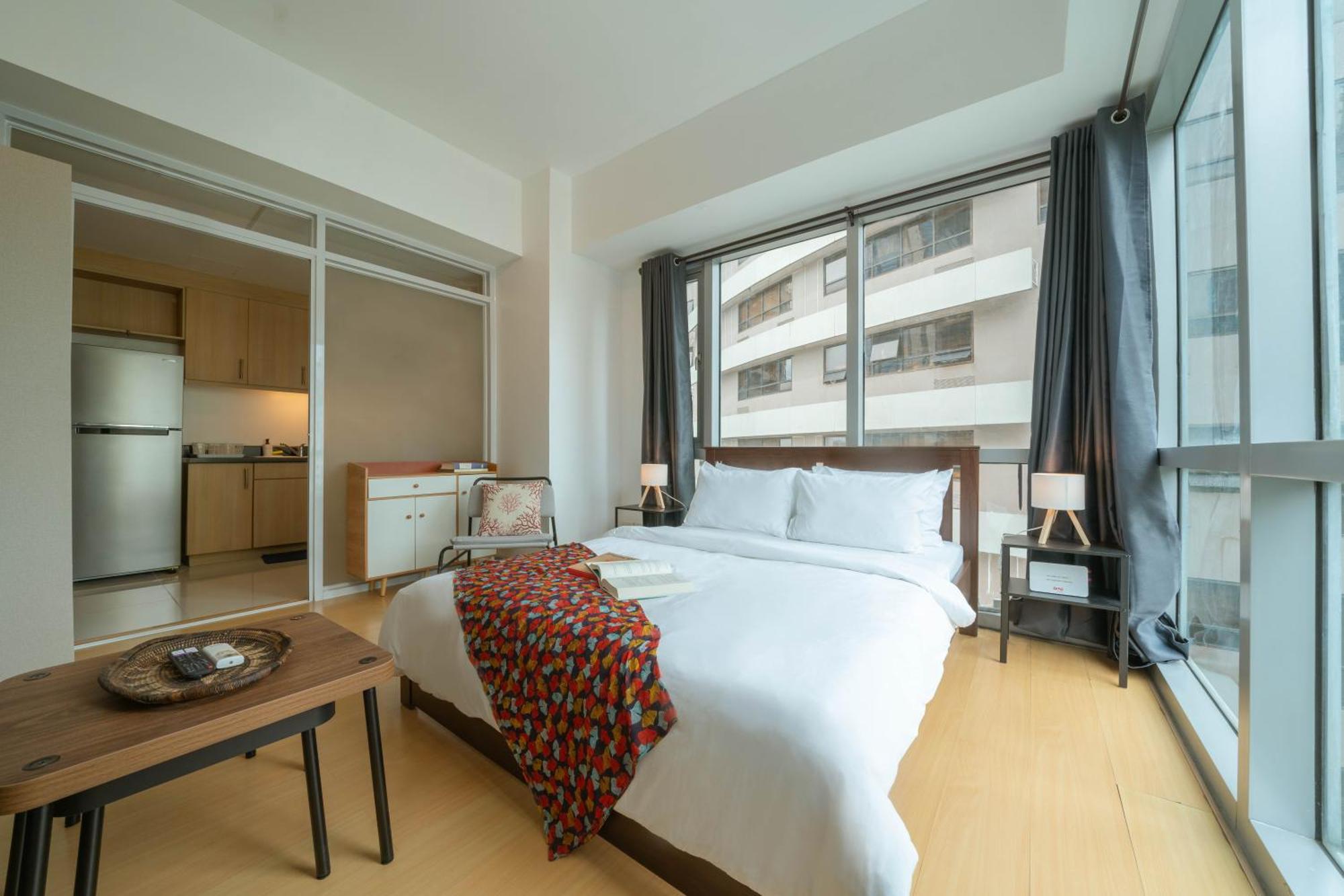 Prime Avant Bgc Location Apartments By Ph Staycation مانيلا المظهر الخارجي الصورة